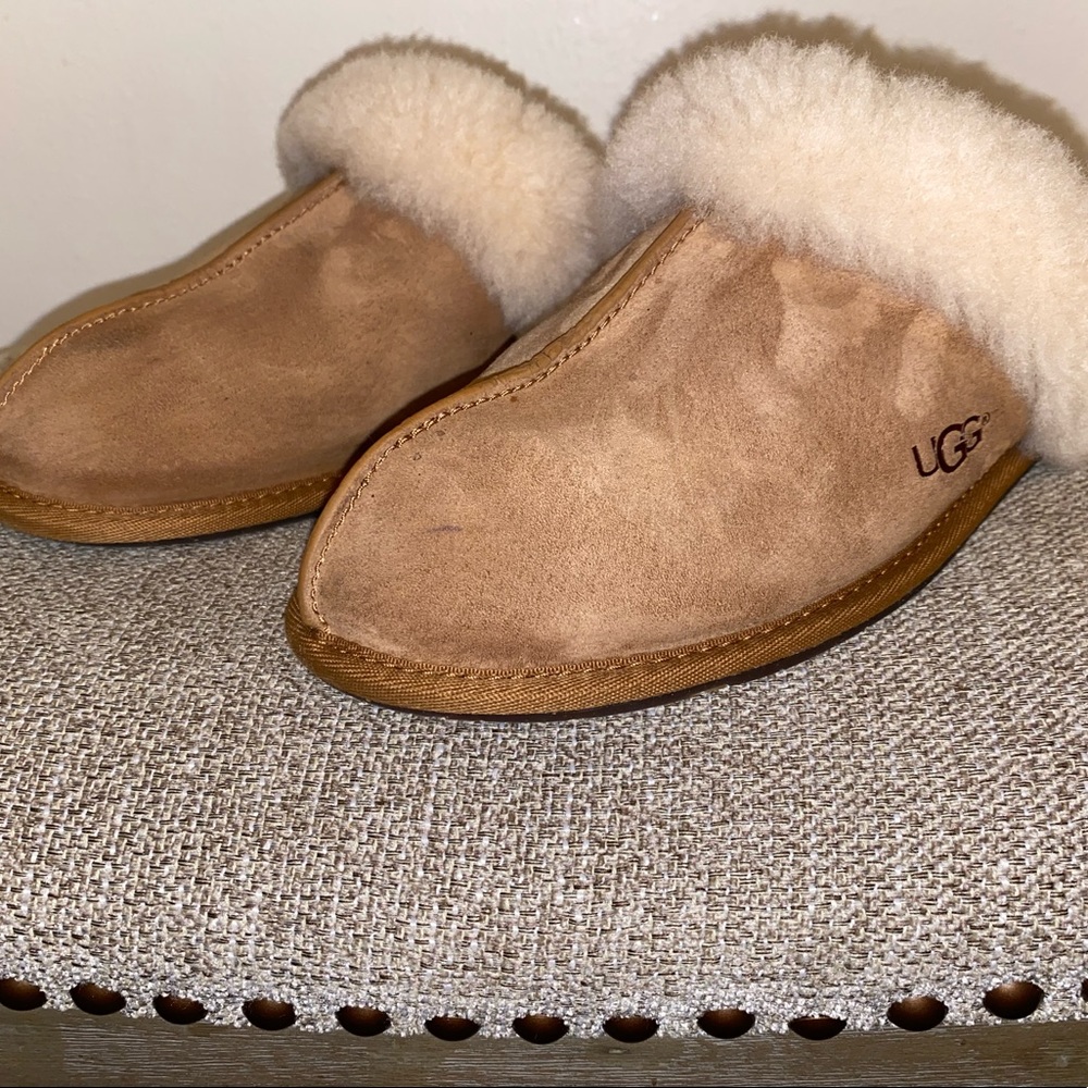 UGG Scuffette II Chestnut Slippers